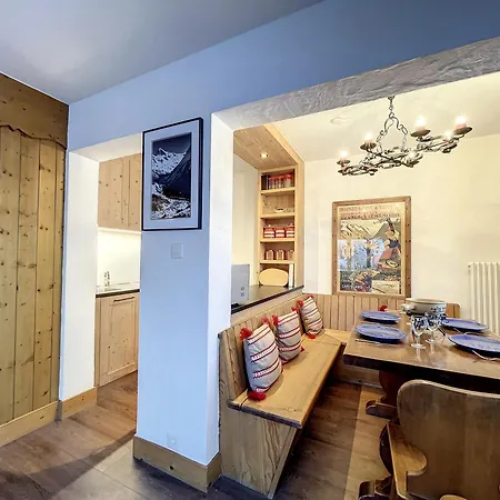 Roxes Apartman *